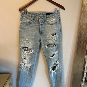 Closed Distressed Light Wash Boyfriend High-Waisted Jeans